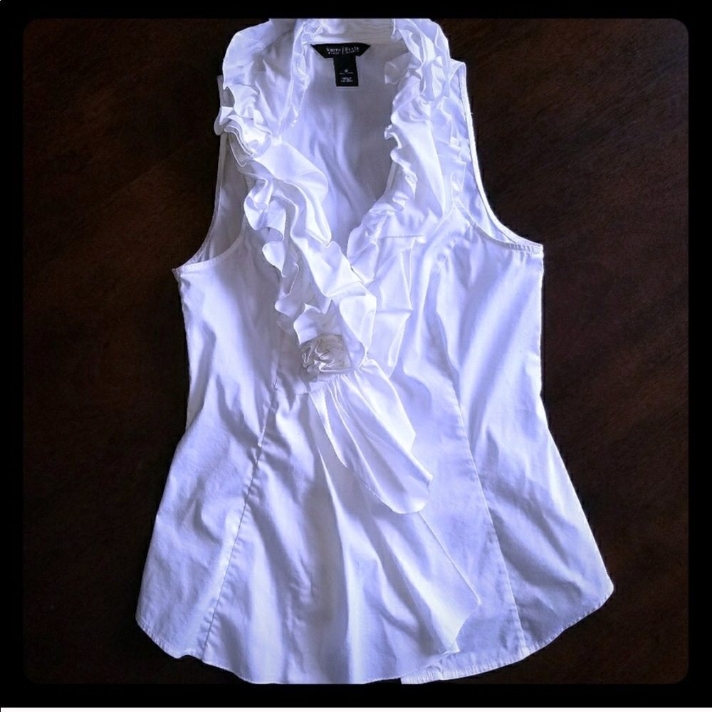 White House Black Market Sleeveless Blouse